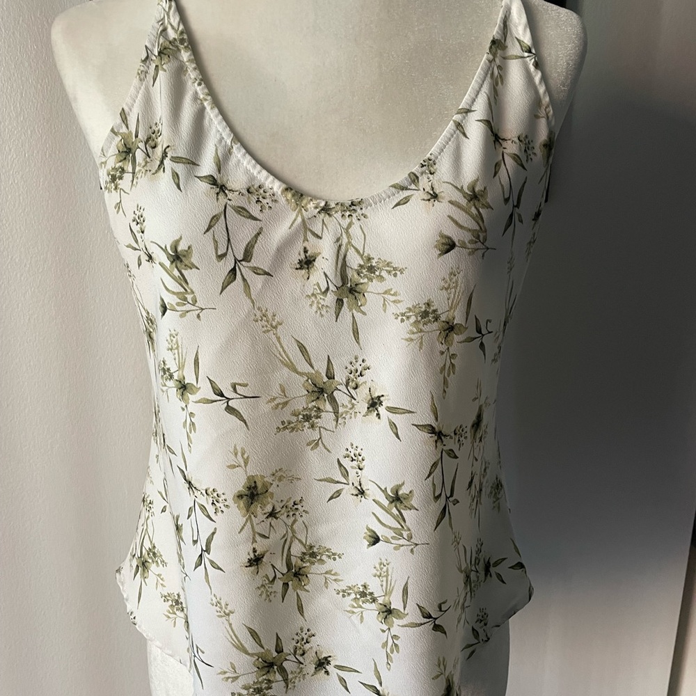 Floral tank